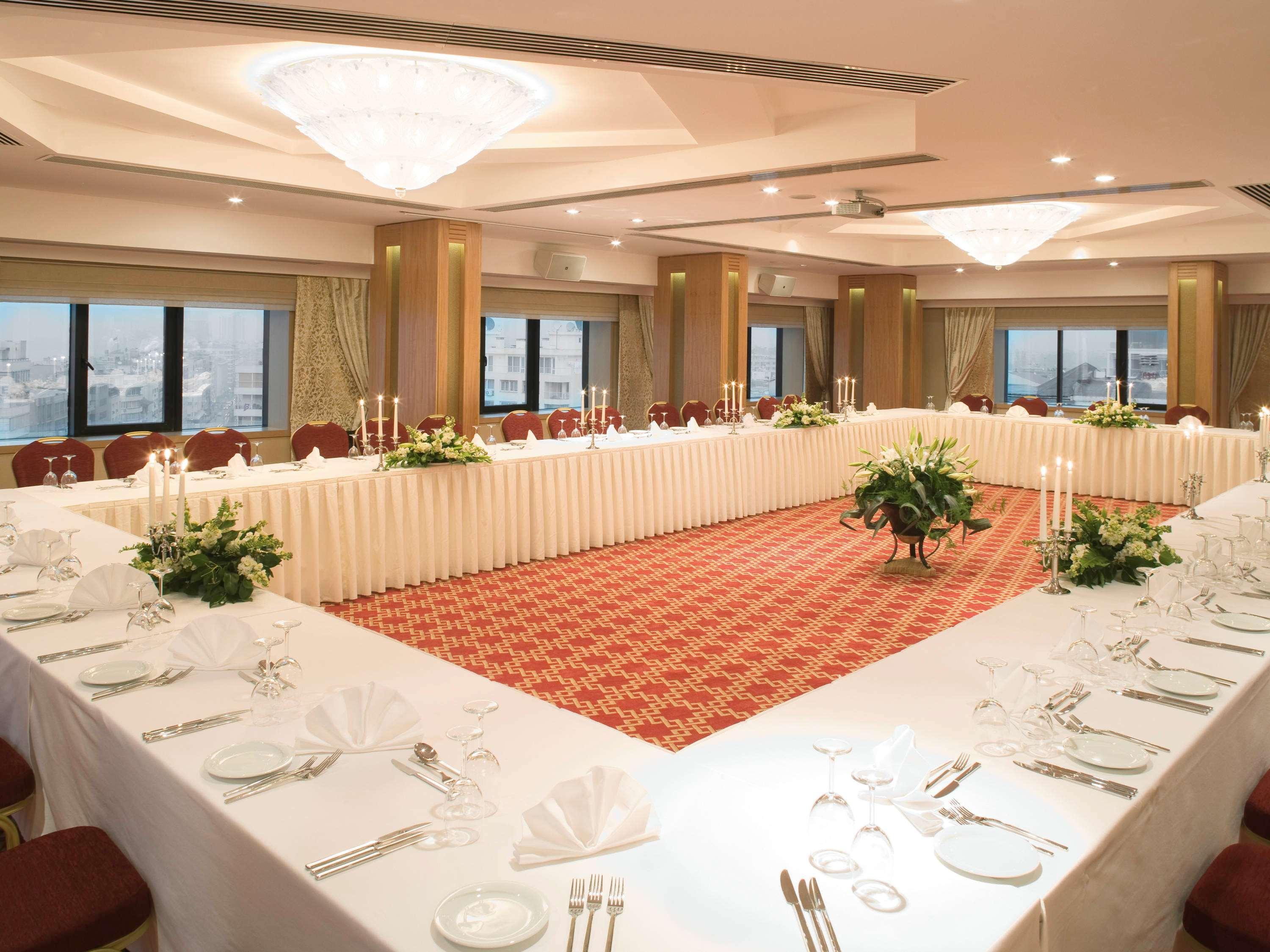 Moevenpick Hotel İzmir Exterior foto