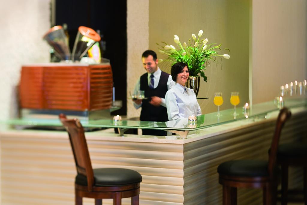 Moevenpick Hotel İzmir Exterior foto