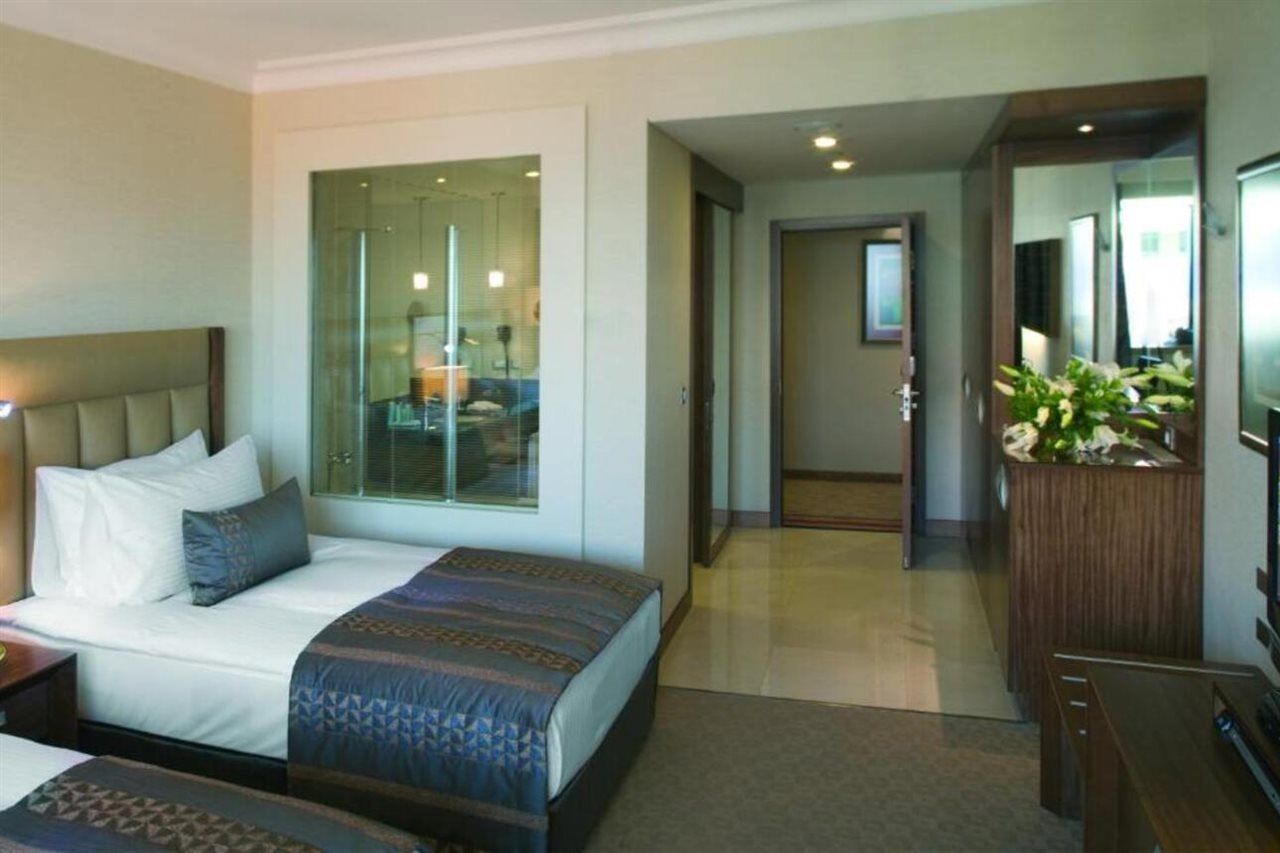 Moevenpick Hotel İzmir Exterior foto